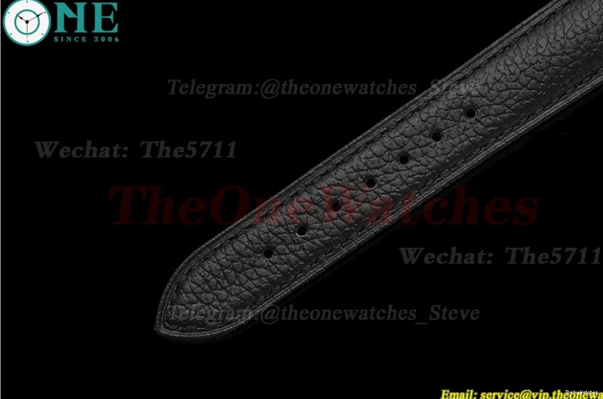K11F On Black Strap Small Quartz Tank Must dial White 0513